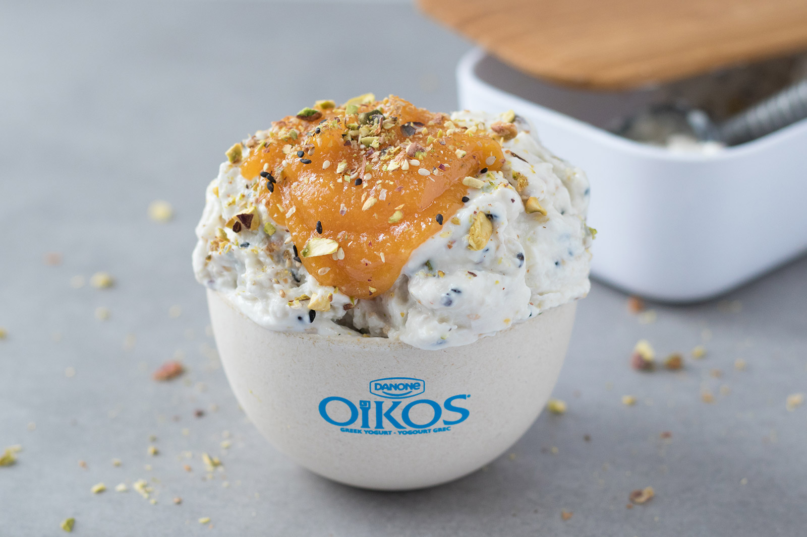 Oikos Frozen Yogurt, Greek, Chocolate 1 pt, Ice Cream